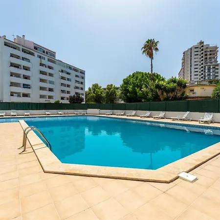 Appartement Modern 2 Bdr Flat W/balcony And Pool By Lovelystay *